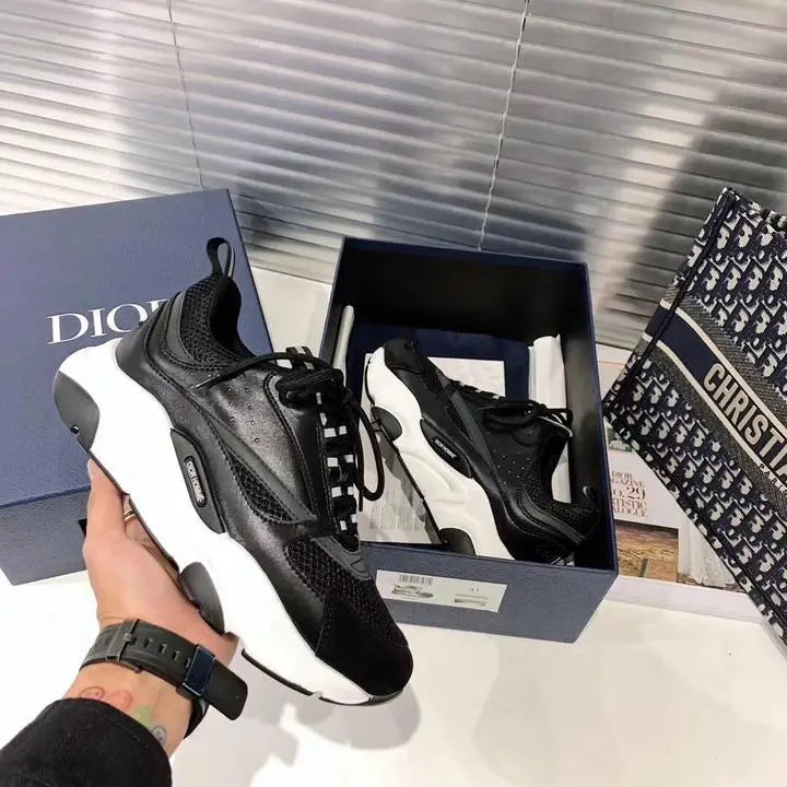 CHRISTIAN DIOR - SNEAKER - https://treadfitpro.com/